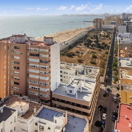Pet Friendly In With Wifi Apartment Cadiz